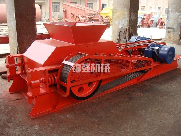 雙齒輥破碎機(jī)(圖2) 雙齒輥式破碎機(jī)(圖2)